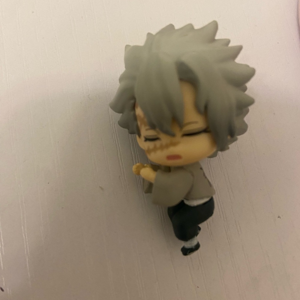 Sanemi Shinazugawa cable holder demon slayer